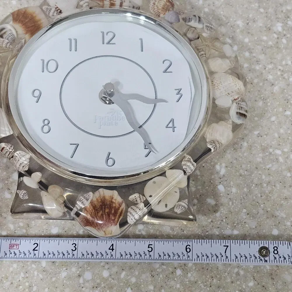 Vtg Paradise Place Lucite Seashell Acrylic Resin Wall Clock 8